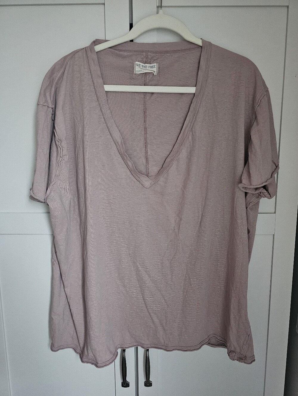 Free People We The Free Nina V-Neck Tee Cashmere Color Size M - Picture 2 of 5